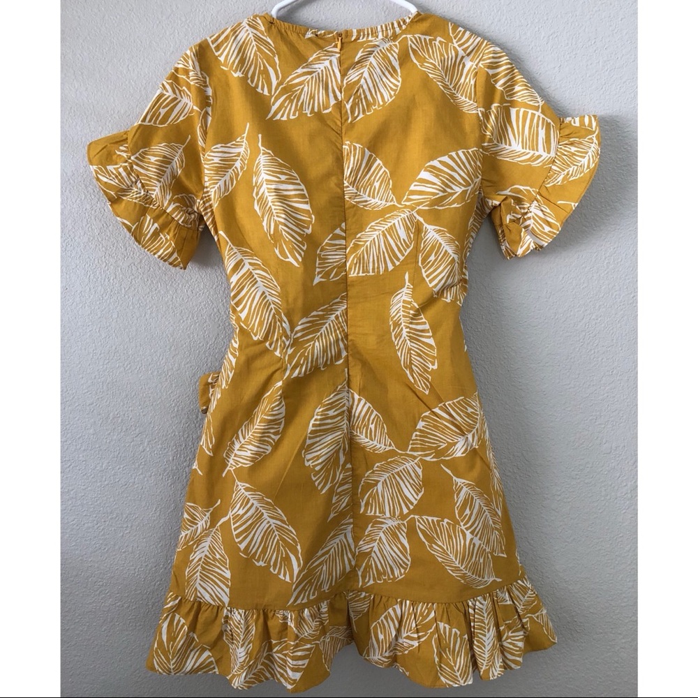 Dress - Picture 3 of 4